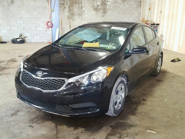 KNAFK4A69G5540844 - 2016 KIA FORTE LX BLACK photo 2