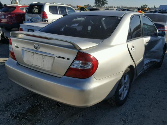 4T1BE32K13U205975 - 2003 TOYOTA CAMRY LE SILVER photo 4