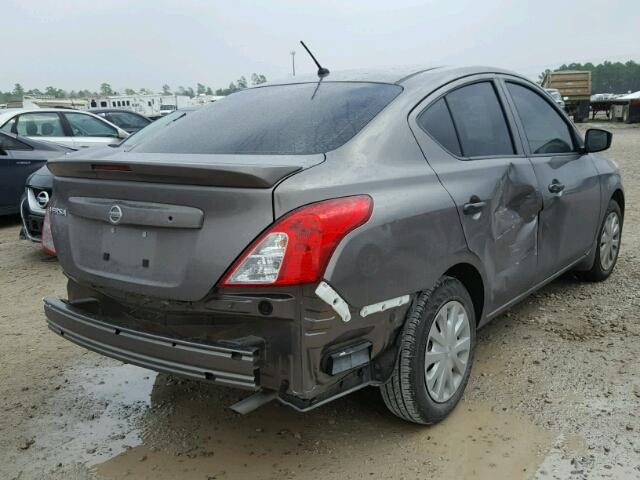 3N1CN7AP5HL861209 - 2017 NISSAN VERSA S GRAY photo 4