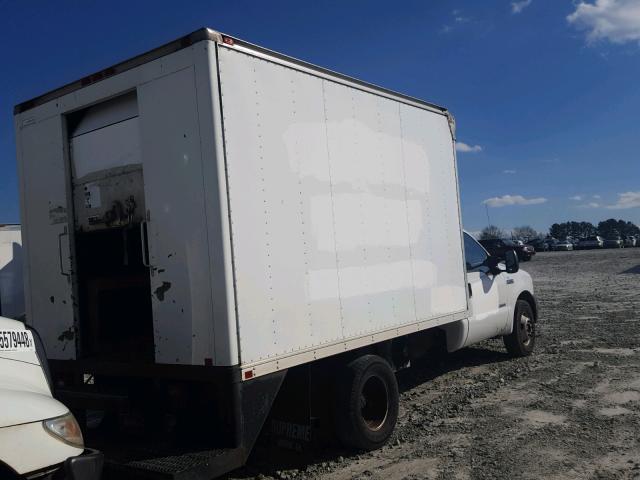 1FDWF36P36EA08812 - 2006 FORD F350 SUPER WHITE photo 4