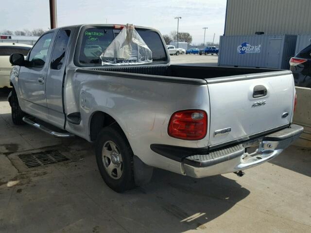 1FTZX0727YKB12143 - 2000 FORD F150 SILVER photo 3