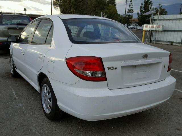 KNADC125356371744 - 2005 KIA RIO WHITE photo 3