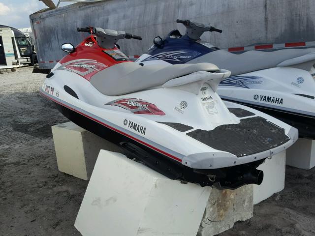 YAMA2151L011 - 2011 YAMAHA VX110 RED photo 3