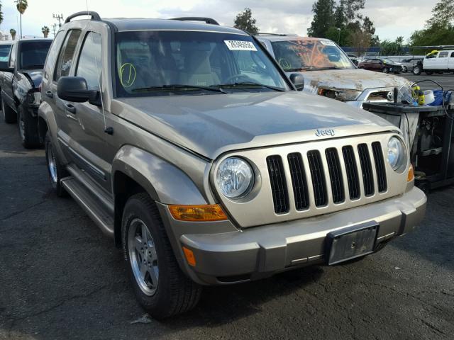 1J4GK38K15W650082 - 2005 JEEP LIBERTY RE TAN photo 1