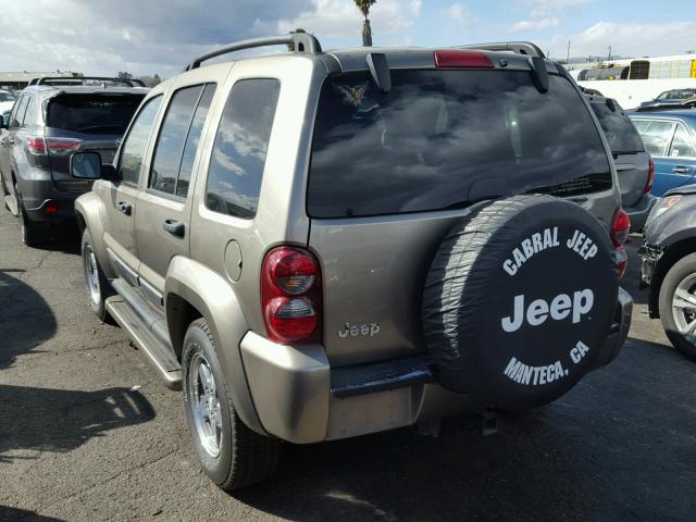 1J4GK38K15W650082 - 2005 JEEP LIBERTY RE TAN photo 3