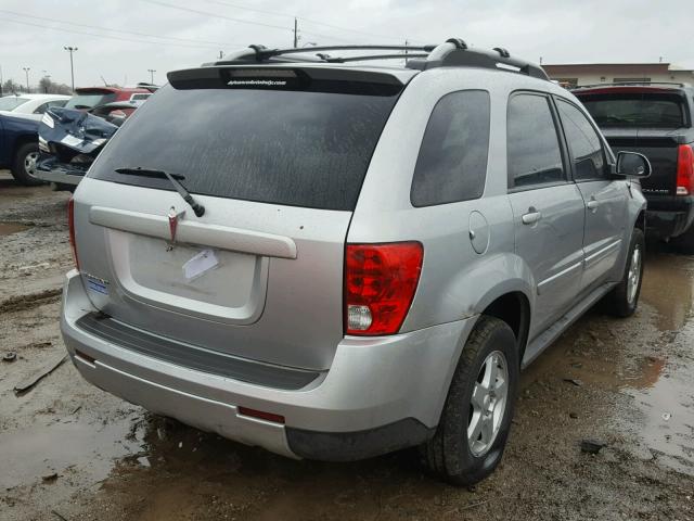 2CKDL63F266093432 - 2006 PONTIAC TORRENT SILVER photo 4