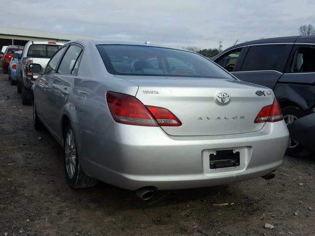 4T1BK36BX9U339766 - 2009 TOYOTA AVALON XL SILVER photo 3