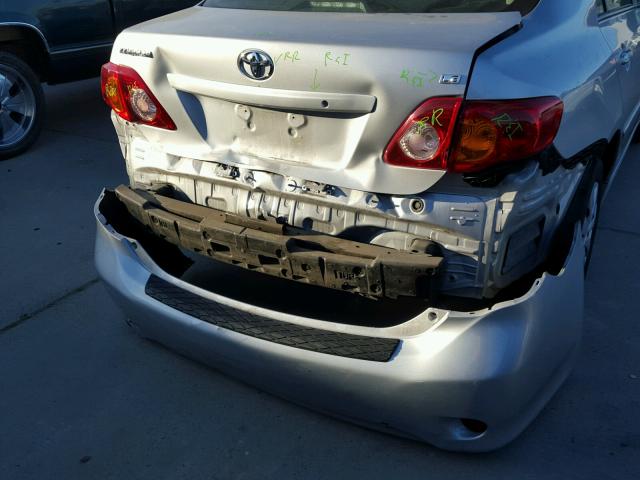 2T1BU4EE4AC399477 - 2010 TOYOTA COROLLA BA SILVER photo 9