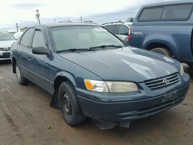 4T1BG22K1VU000793 - 1997 TOYOTA CAMRY CE GREEN photo 1