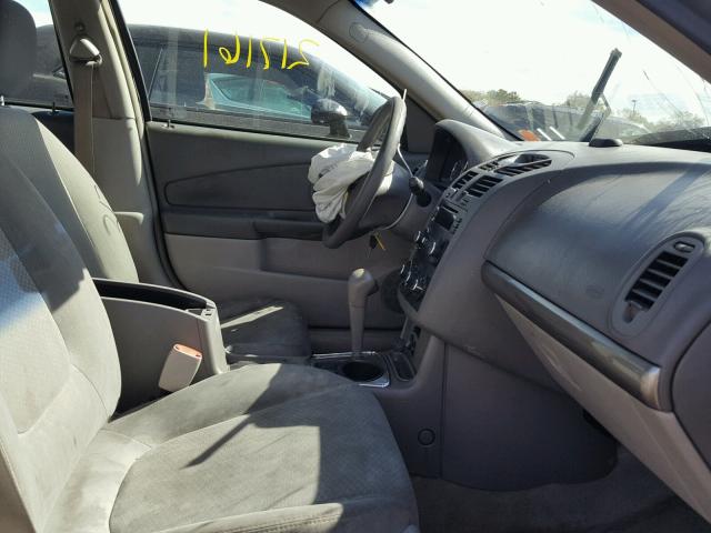 1G1ZS57F57F273444 - 2007 CHEVROLET MALIBU LS ნაცრისფერი ფოტო 5