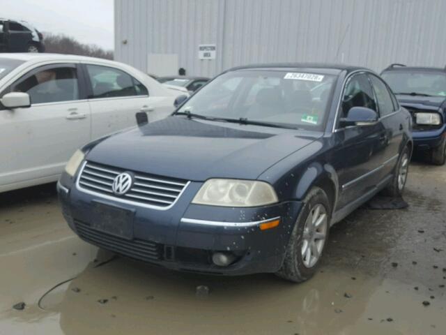 WVWPD63B84P251655 - 2004 VOLKSWAGEN PASSAT GLS BLUE photo 2