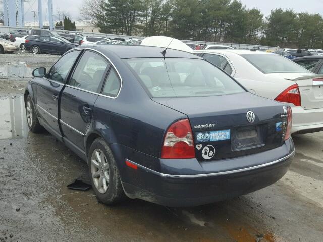 WVWPD63B84P251655 - 2004 VOLKSWAGEN PASSAT GLS BLUE photo 3