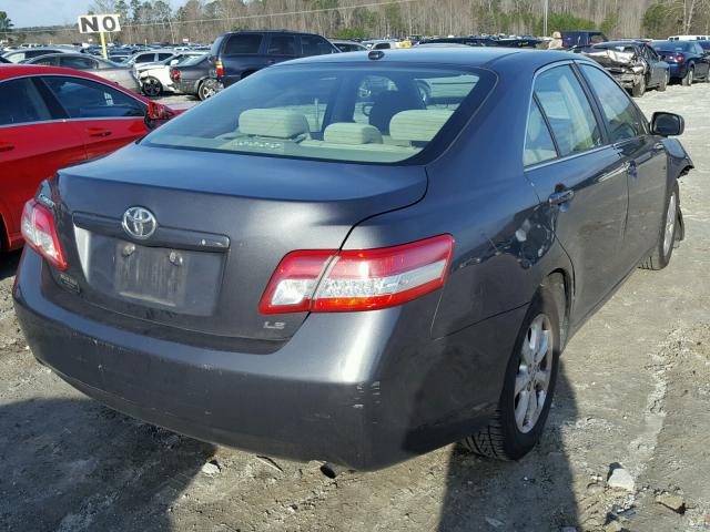 4T1BF3EKXBU662596 - 2011 TOYOTA CAMRY BASE GRAY photo 4