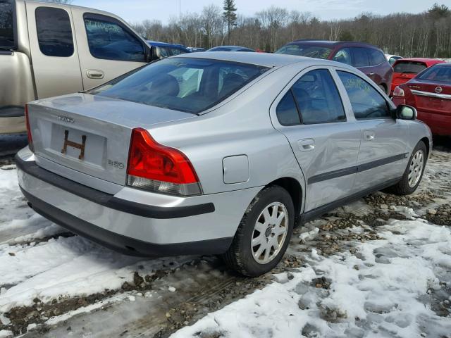 YV1RS61R922107096 - 2002 VOLVO S60 SILVER photo 4