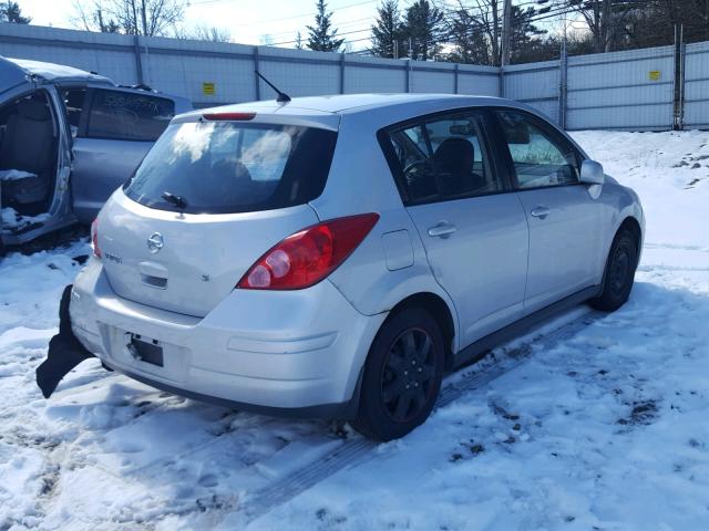 3N1BC13E77L437457 - 2007 NISSAN VERSA S SILVER photo 4