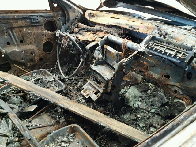 19UUA56661A018085 - 2001 ACURA 3.2TL BURN photo 5