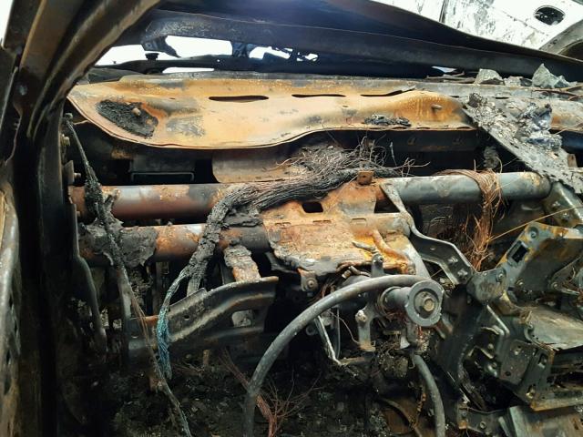 19UUA56661A018085 - 2001 ACURA 3.2TL BURN photo 8