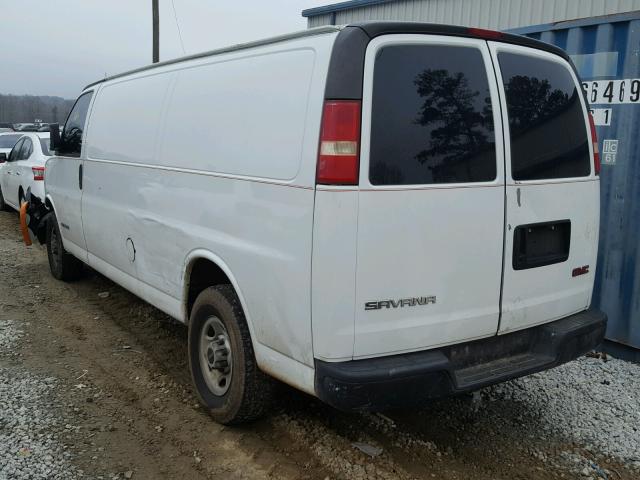 1GTHG39U231109788 - 2003 GMC SAVANA G35 WHITE photo 3