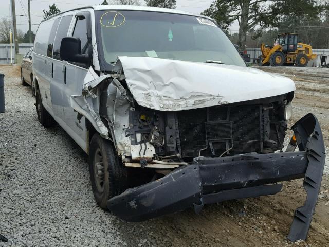 1GTHG39U231109788 - 2003 GMC SAVANA G35 WHITE photo 9