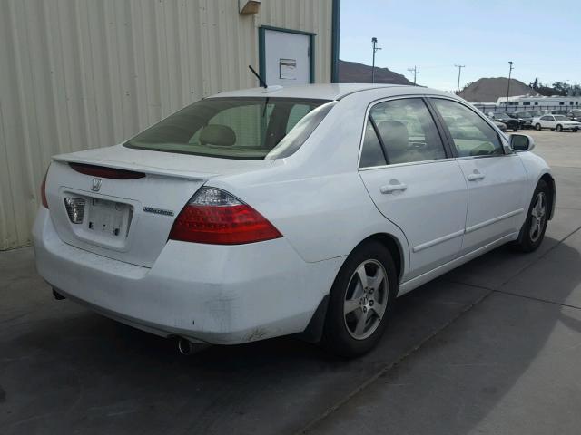 JHMCN36546C002794 - 2006 HONDA ACCORD HYB WHITE photo 4