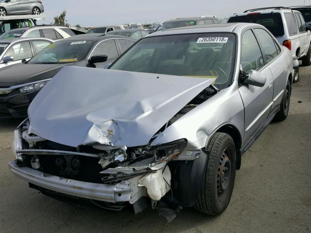 JHMCG668X2C004369 - 2002 HONDA ACCORD EX SILVER photo 2