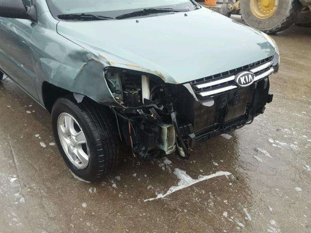 KNDJF724277336374 - 2007 KIA SPORTAGE L GREEN photo 9