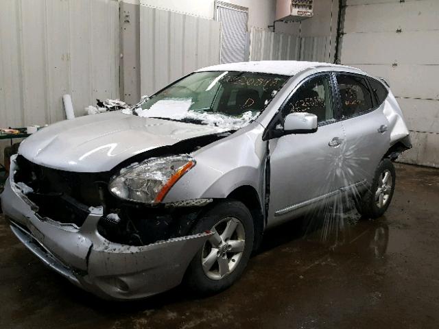 JN8AS5MV8DW633936 - 2013 NISSAN ROGUE S GRAY photo 2