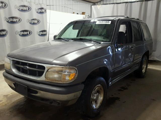 1FMZU32E6WZA39374 - 1998 FORD EXPLORER CHARCOAL photo 2