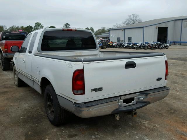 1FTZX1766WNA93024 - 1998 FORD F150 WHITE photo 3