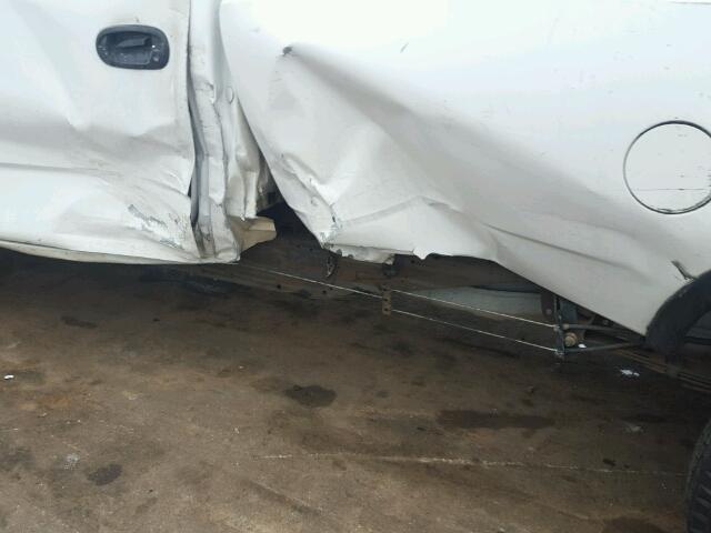 1FTPF28L3XNB98769 - 1999 FORD F250 WHITE photo 10