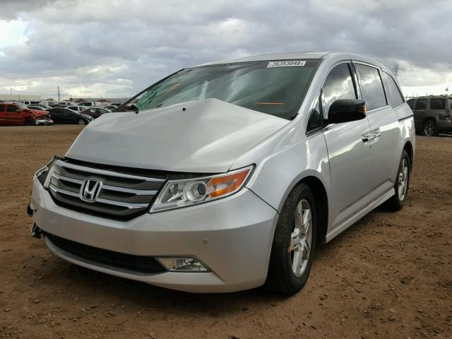 5FNRL5H91DB055210 - 2013 HONDA ODYSSEY TO SILVER photo 2