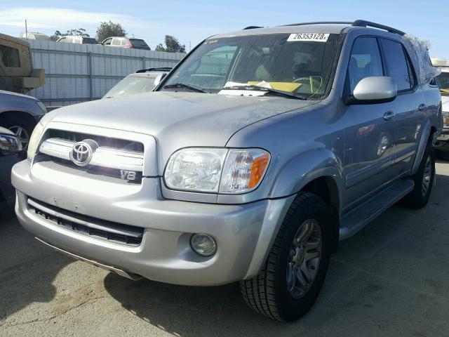 5TDZT34A35S240196 - 2005 TOYOTA SEQUOIA SR SILVER photo 2