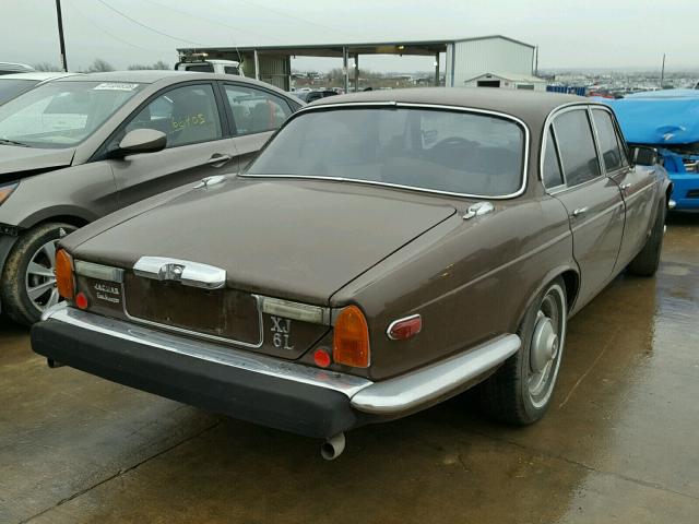 UJ2T71322 - 1978 JAGUAR XJ6 BROWN photo 4