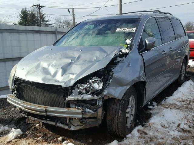 5FNRL38655B083264 - 2005 HONDA ODYSSEY EX SILVER photo 2