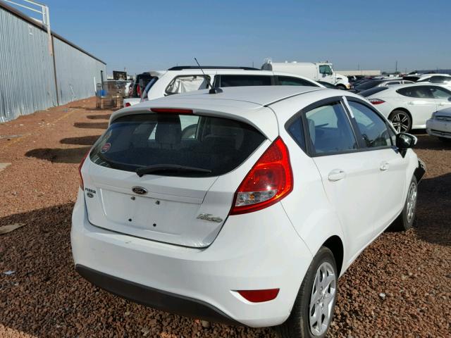 3FADP4TJ7DM215506 - 2013 FORD FIESTA S WHITE photo 4