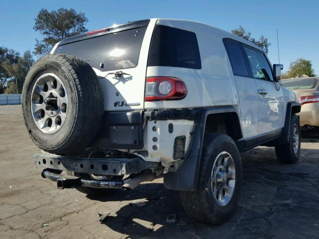 JTEBU4BF8DK170022 - 2013 TOYOTA FJ CRUISER WHITE photo 4