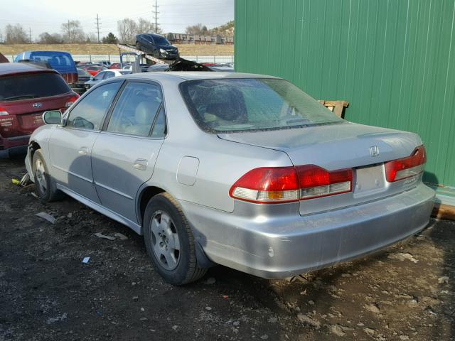 1HGCG16501A004533 - 2001 HONDA ACCORD EX SILVER photo 3