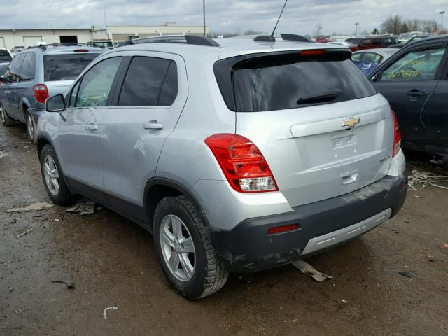 3GNCJLSB9GL202303 - 2016 CHEVROLET TRAX 1LT SILVER photo 3