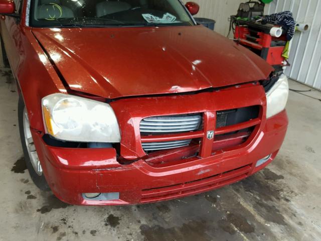 2D4GV58285H660926 - 2005 DODGE MAGNUM R/T RED photo 9