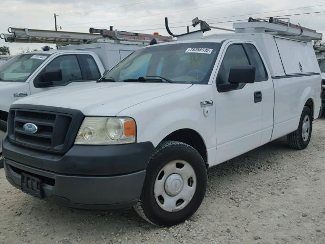 1FTRF12228KB70080 - 2008 FORD F150 WHITE photo 2