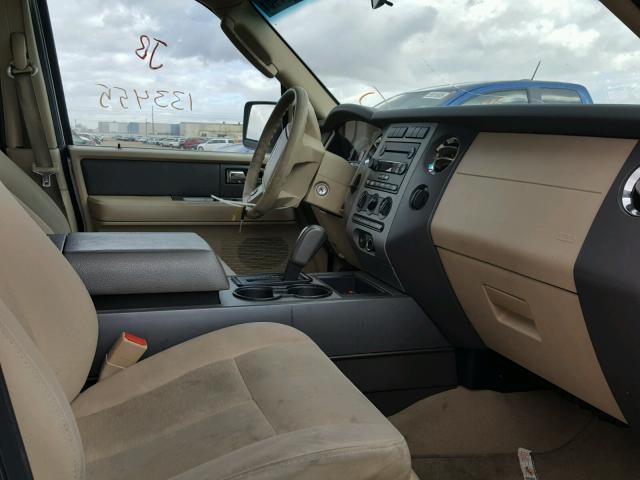 1FMFU15577LA59592 - 2007 FORD EXPEDITION WHITE photo 5