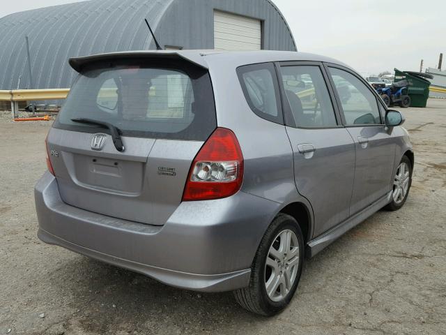 JHMGD38668S066810 - 2008 HONDA FIT SPORT SILVER photo 4