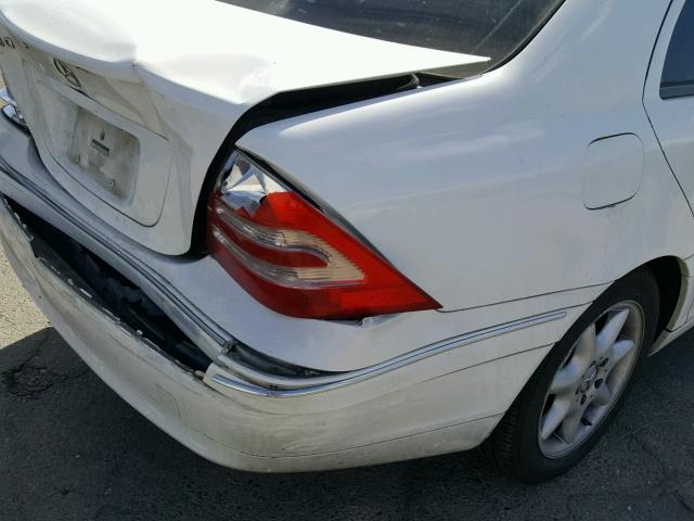 WDBRF61J33F395484 - 2003 MERCEDES-BENZ C 240 WHITE photo 9