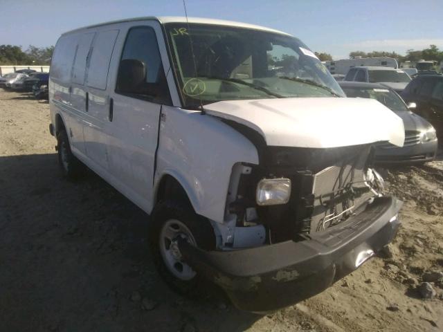 1GCWGAFF5H1317074 - 2017 CHEVROLET EXPRESS G2 WHITE photo 1