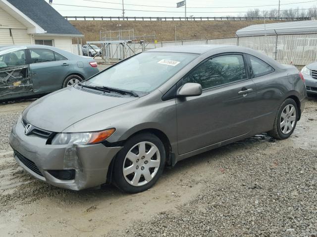 2HGFG12698H542798 - 2008 HONDA CIVIC LX GRAY photo 2