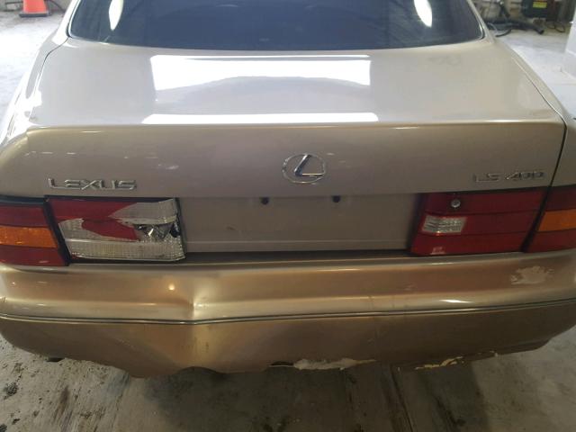 JT8BH28F3W0101532 - 1998 LEXUS LS 400 GOLD photo 9