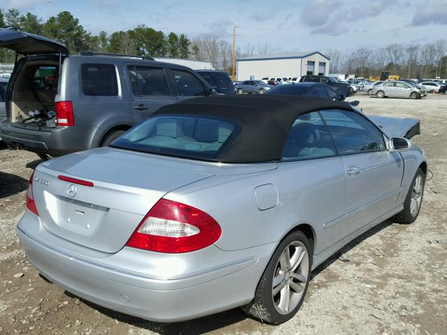 WDBTK56F98T089026 - 2008 MERCEDES-BENZ CLK 350 SILVER photo 4