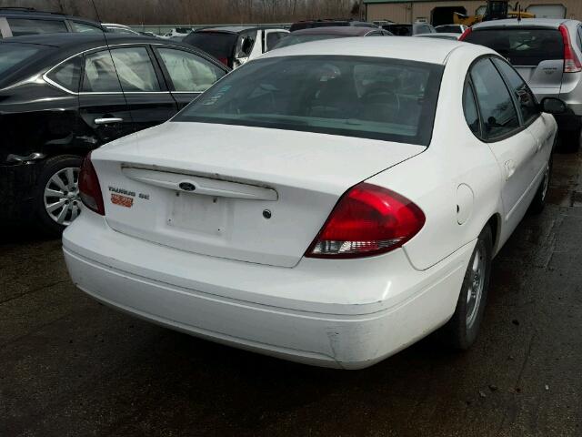 1FAFP53275A235681 - 2005 FORD TAURUS SE WHITE photo 4