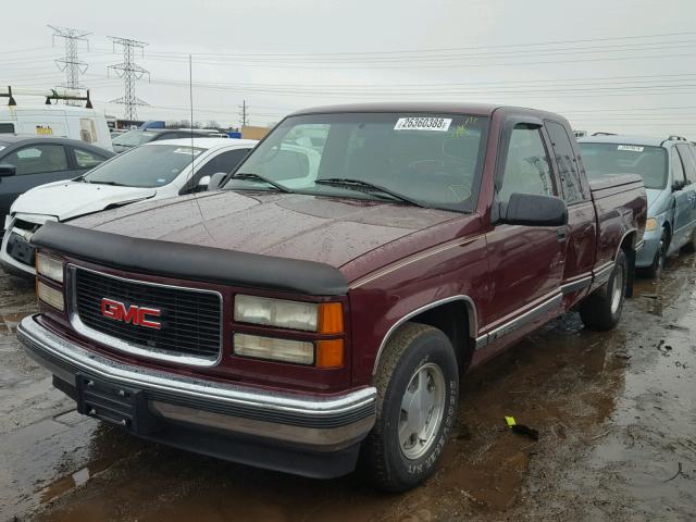 1GTEC19R2TE548979 - 1996 GMC SIERRA C15 MAROON photo 2