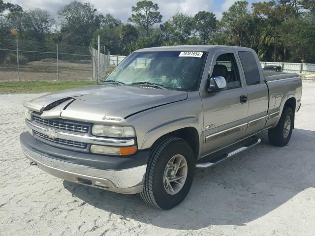 2GCEK19T7Y1304638 - 2000 CHEVROLET SILVERADO BEIGE photo 2